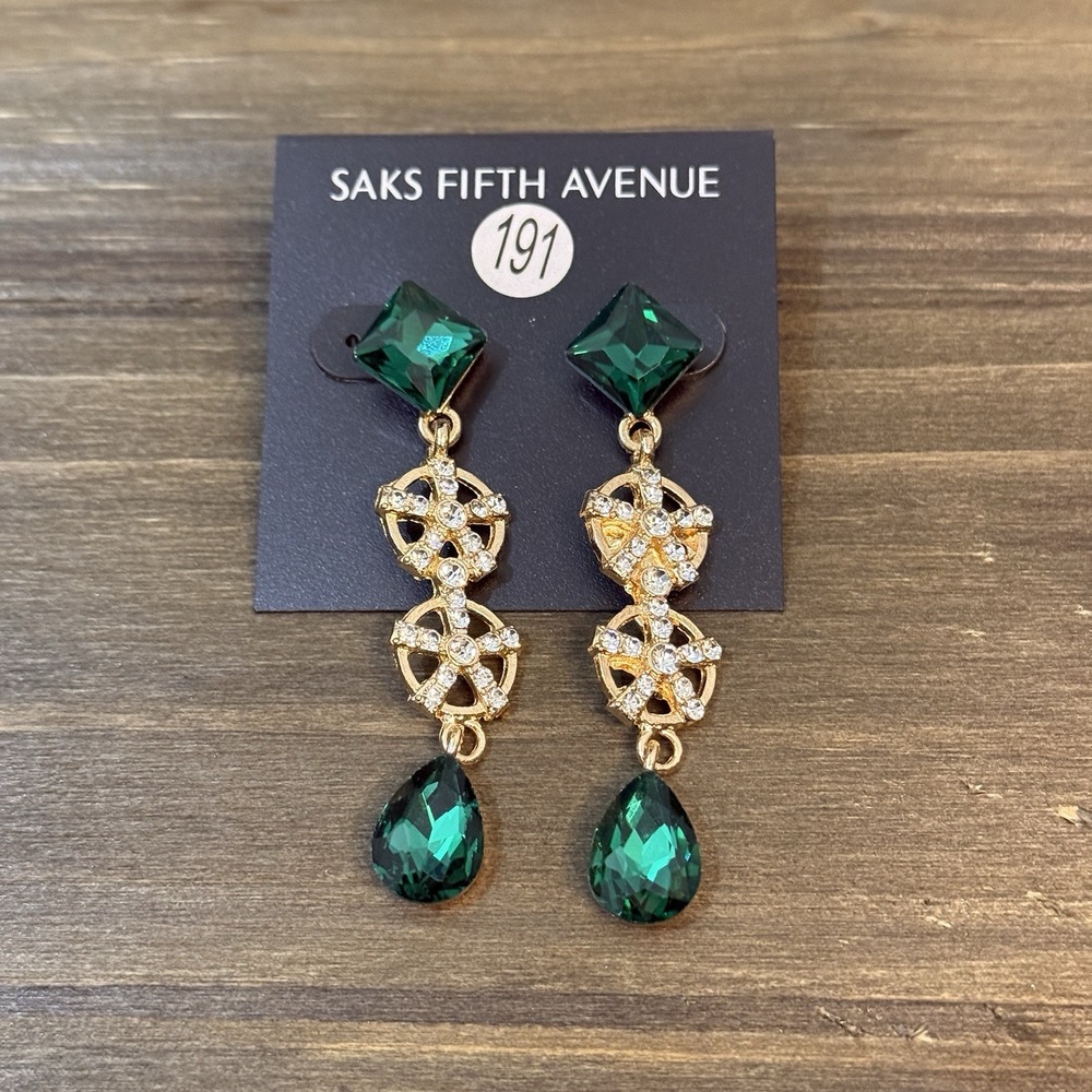 Saks Fifth Avenue Green Gemstone Water Drop Dangling Pierced Earrings New - Picture 1 of 4